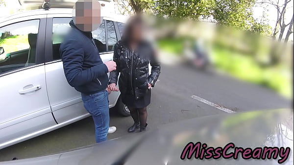 DICK FLASH ON STREET! Blowjob and Cum In Mouth with Bystanders Close! Extreme Voyeurism! – MissCreamy